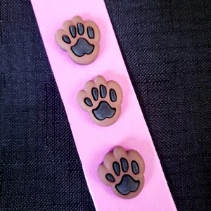 3x Vintage Paw Print Shank Buttons Brown Black Layered Plastic 3/4" Tall Novelty - Picture 1 of 10