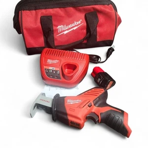 Milwaukee 2420-21 M12 12-V Litio-Ion Inalámbrico HACKZALL Sierra Recíproca Kit - Imagen 1 de 6
