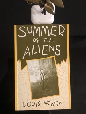 Louis Nowra Summer Of The Aliens Currency 1998 S/C V/G 🇦🇺 - image 1 of 4