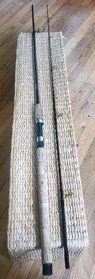 Near Mint Shakespeare Intrepid Titanium Im7 Graphite 8'6" 2PC Hvy Spinning Rod - Image 1 of 4