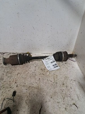 Eje lateral izquierdo del conductor/Cv eje C/V 2016 300 Sku#4103142 Foto 1 de 4