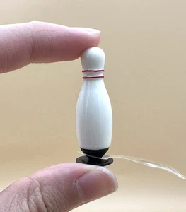 Crocs Jibbitz 3D Bowling Pin ** 100% Authentic Rare SHOES CHARM - Picture 1 of 5