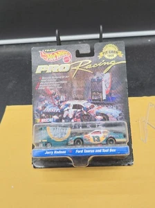 Team Hot Wheels Pro NASCAR #13 Jerry Nadeau  Ford Taurus - Picture 1 of 2