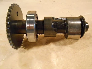 2002 02 HONDA RECON TRX250 CAM SHAFT + GEAR 14100-HM8-A40 T1083 - Picture 1 of 11