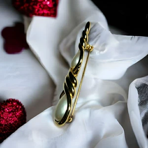 Brooch Marvella Gold Tone Faux Pearl Pin Brooch Vintage Signed (D125) - Picture 1 of 7