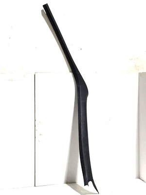 1995 GMC K2500 EXTENDED CAB DRIVERSIDE A PILLAR TRIM BLUE OEM - Image 1 of 4