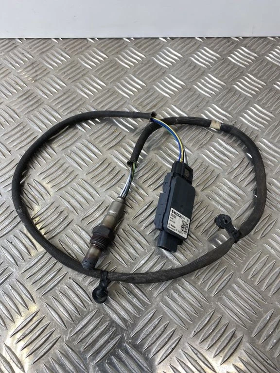 Sonda lambda diesel Volvo XC60 2019 sonda di regolazione 32203032 GNR16184 - Immagine 1 di 3