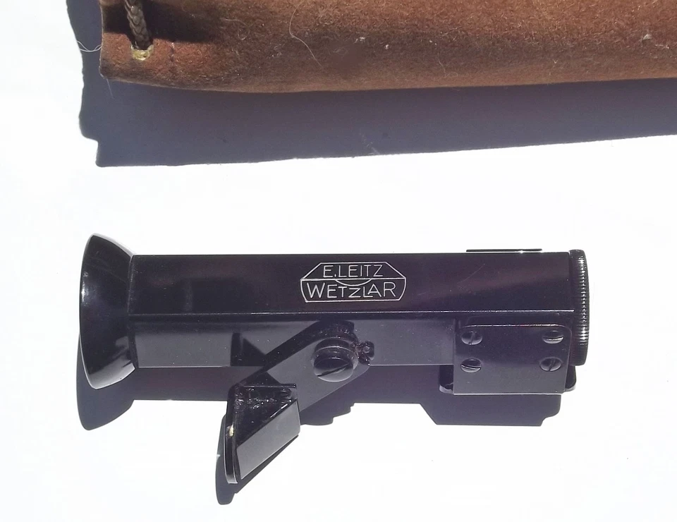 Visor de ángulo recto E. Leitz Wetzlar - negro - Winkelsucher WINTU, vista de 90 grados Foto 1 de 4