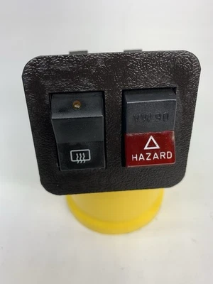 77-85 Porsche 924 944 Interruptor intermitente de peligro luz roja 133953235 VW Descongelación Foto 1 de 4