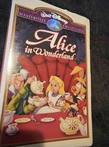 Alice in Wonderland (VHS, 1999) Clamshell Walt Disney Masterpiece Collection - Picture 1 of 3