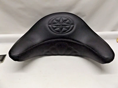 NOS YAMAHA STR-4XY62-10-H0 PASSENGER BACKREST PLAIN - Image 1 of 3
