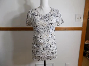 Croft & Barrow Women's Short Sleeve Paisley Multicolor T-Shirt, *NEW* Size S - Picture 1 of 6
