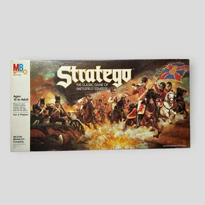 Stratego Classic Board Game of Battlefield Strategy 1986 Milton Bradley COMPLETE - Picture 1 of 10