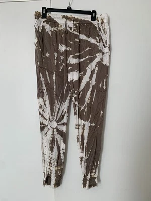 Женские кроссовки Young Fabulous & Broke размер L атласный галстук краситель - Изображение 1 из 4