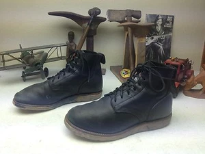 VINTAGE CHUKKA BLACK GORILLA MADE IN USA DISTRESSED ENGINEER BOSS JUMP BOOTS 9 M - Picture 1 of 11