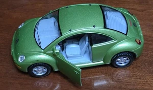 5½" Welly 1/32 Volkswagen New Beetle Green Loose Car - Damaged - Pull N Go' VW - Picture 1 of 10