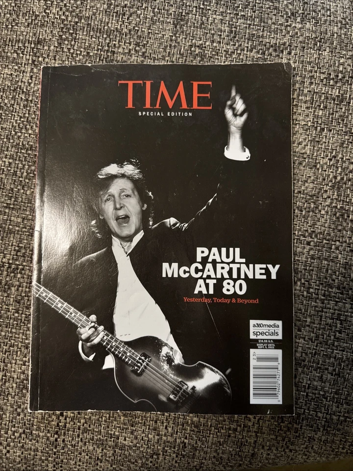Time Magazine • Paul McCartney At 80 Special Edition 2022. Foto 1 de 4