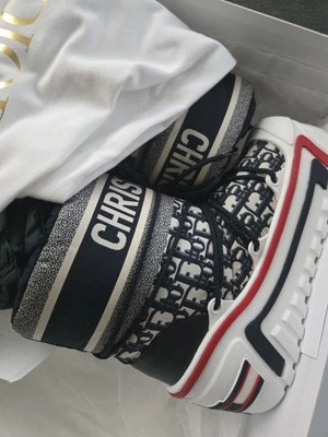 Botas Christian Dior DiSnow Talla - 39/40 .100% Auténticas ¡NUEVAS NUNCA usadas! Foto 1 de 4