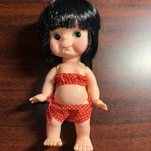 SELTEN VINTAGE JAPAN ENTZÜCKENDES GESICHT BABY KLEINKIND GUMMIPUPPE schwarze Haare - Bild 1 von 3