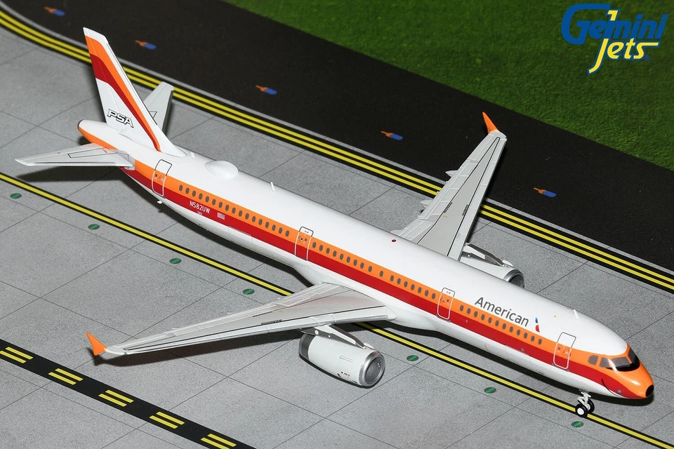 American Airlines Airbus A321 N582UW PSA GeminiJets G2AAL1292 Scale 1:200 - Image 1 of 1