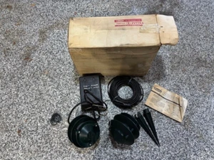 Dayton 2V775A Low Voltage Pathway Light Kit-2 Outdoor Lights w/Transformer AS/IS - Picture 1 of 4