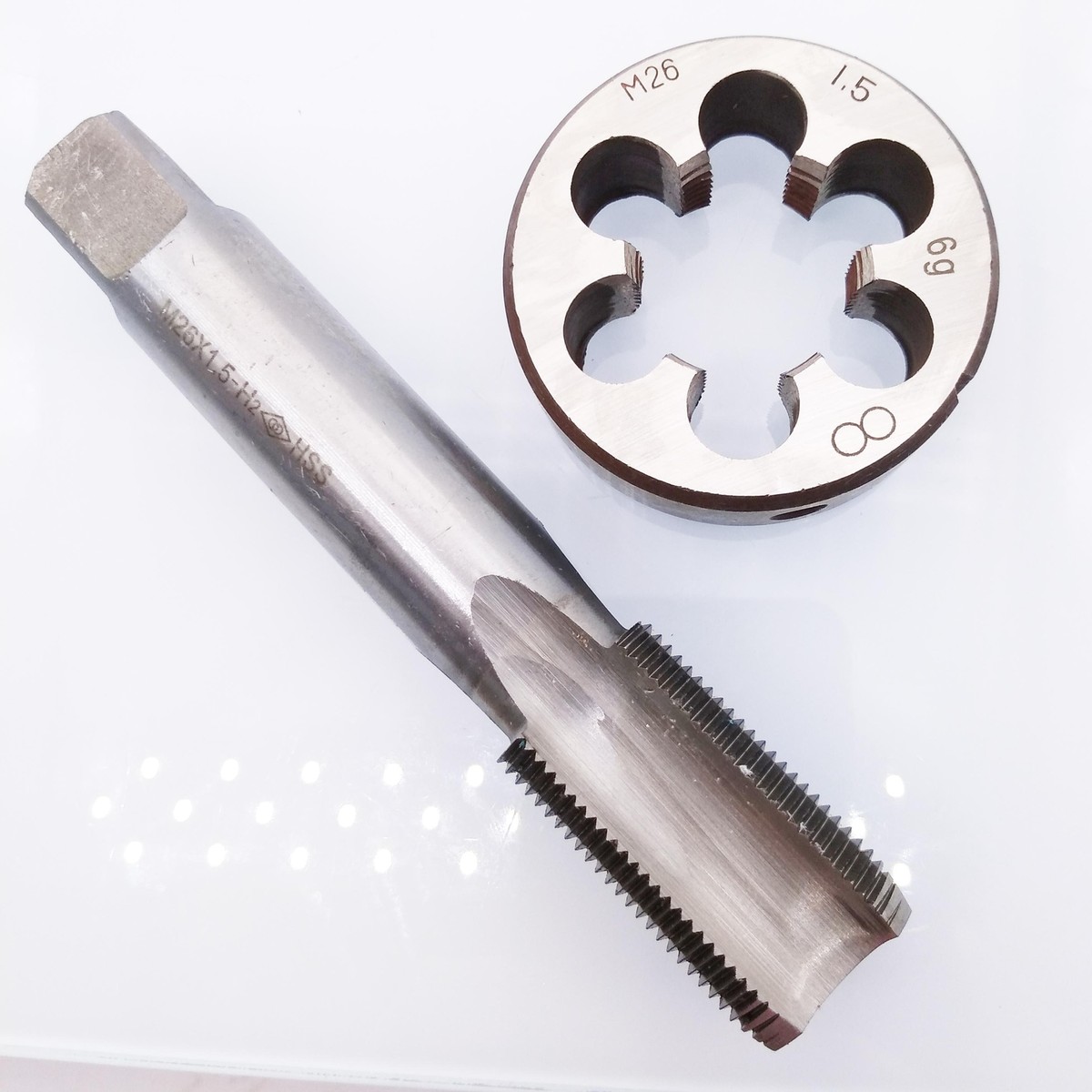 Burkit Gewindebohrer & Schneideisen Set M28 X 1,0 – Für Metallbearbeitung, Rechtsgewinde, Inkl. Gewindebohrer Und Rundschneideisen
