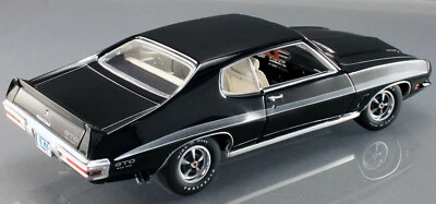 1972 Pontiac Lemans Black 1:18  1801205 - Image 1 of 4
