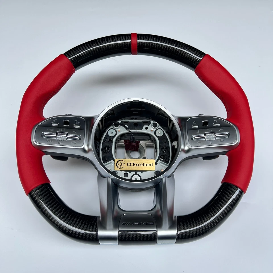 Volante de fibra de carbono AMG para Mercedes-Benz E43 E63 GLA45 W205 W177 GT A35 Foto 1 de 4