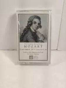 W.A. Mozart~Divertimento K. 131~Cassation K. 99~CASSETTE~St Martin~Marriner New - Picture 1 of 2