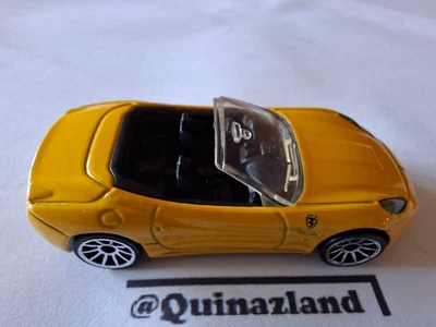 Hot Wheels Ferrari California  2010 multipack     (DV013) - Photo 1/4