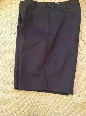 Pantalones Cortos George Boys Gris Oscuro Talla 14, 60% Algodón, 40% Poliéster, Nuevos con Etiquetas Foto 1 de 4