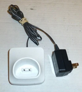 Panasonic PNLC1077 YA Cordless Phone Charging Base Cradle with Adapter PNLV233 - Zdjęcie 1 z 2