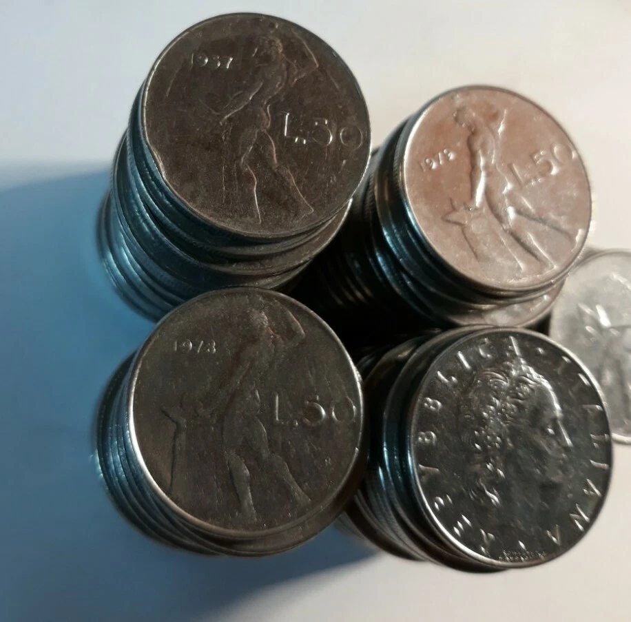 Lot of (5) L.50 R Italian Coin Lire Republica Italiana ~ 60's 70's 80's Free Shi - Image 1 of 4