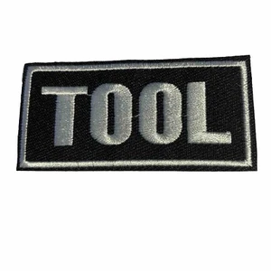 HERRAMIENTA PUNK ROCK HIERRO EN PARCHE + UNA PEGATINA MUSICAL GRATIS CON COMPRA DE PARCHE - Imagen 1 de 3