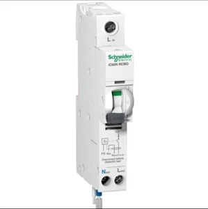 Schneider Electric - RCBO 32A 1PPNS 6kA C 30mA A 230V / A9D61832 - Picture 1 of 2