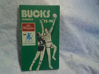 1973-1974 MILWAUKEE BUCKS PROGRAM, Jabbar, Wilt Chamberlain, licor de malta Schlitz Foto 1 de 3