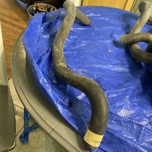 Replaces Gates 20688 Radiator Hose - Picture 1 of 2