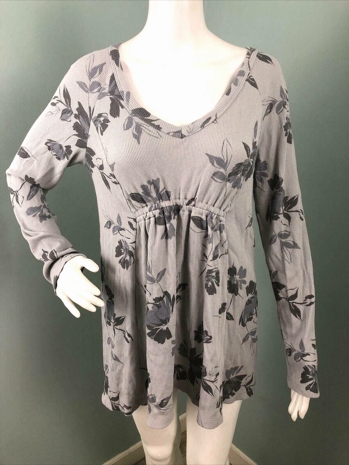 Women's Ingrid & Isabel Maternity Long Sleeve Waffle Knit Top Gray Size XS