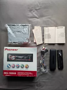 Pioneer DEH-1500UB in-car audio system - Picture 1 of 1