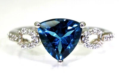 Anillo Trillón Londres Topacio Azul y Circón Blanco Oro Blanco 9ct Talla R 1/2 ~ 9 Foto 1 de 4