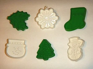 Cortadores de galletas de Navidad de plástico flexible detallado de 6 sellos distintivos - Imagen 1 de 2