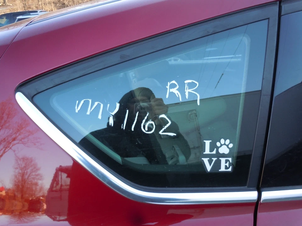 Ford C-Max 2013-2018 cuarto trasero ventana vidrio pasajero derecho OEM Foto 1 de 1