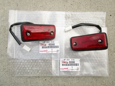 93 - 97 TOYOTA LAND CRUISER FZJ80 REAR LH + RH SIDE MARKER LIGHT SET OEM NEW - Image 1 of 4