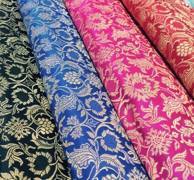 £15 Indian Banarsi Gold Floral Faux Silk Brocade 43" Wide M245 Mtex - Image 1 of 3