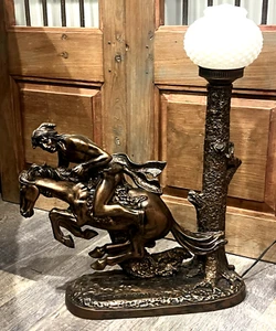 VINTAGE BRONZE WESTERN INDIAN WARRIER CHARGING WITH HORSE INTO BATTLE LAMP (14A) - Picture 1 of 12
