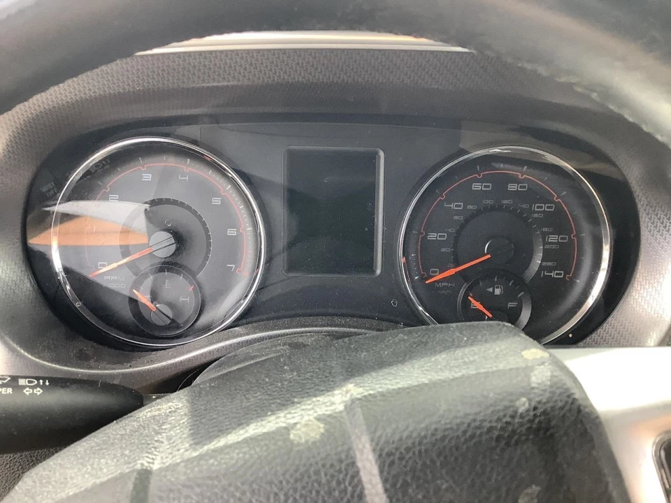 Speedometer Cluster 140 MPH Fits 12 CHARGER 4633380 Foto 1 de 1