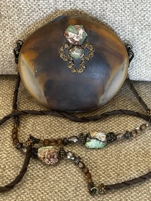 VTG Maya Evangelista Resin Clamshell Clutch Shoulder Bag Purse Turquoise Accent - Image 1 of 4