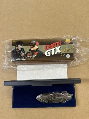 Navaja de bolsillo y estuche Action Racing Castrol GTX John Force / Elvis Collector Foto 1 de 4