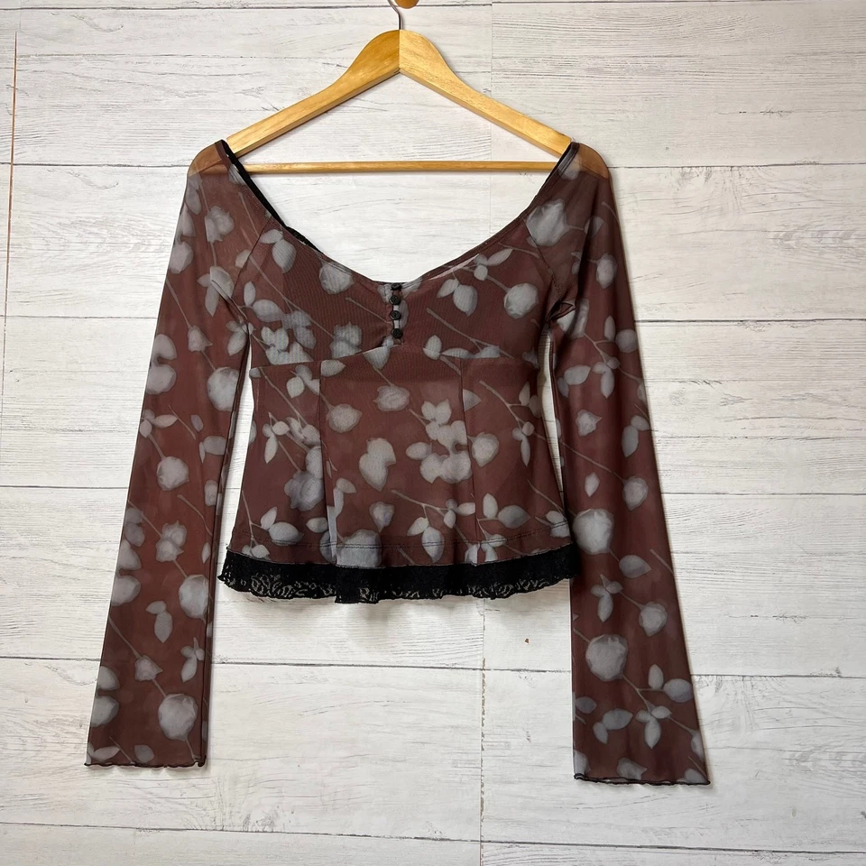 Silence + Noise Top Womens Size S-P Moody Color Mesh Floral Babydoll Cropped - Image 1 of 4