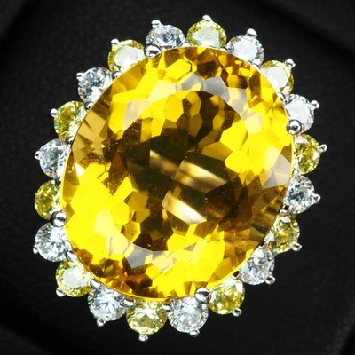 Delicados anillos de halo hechos a mano de plata de ley 925 de 11,65 quilates con zafiro amarillo vivo Foto 1 de 4